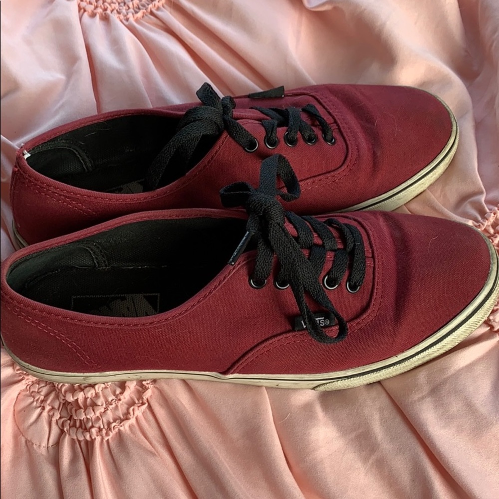 Vans authentic lo pro maroon canvas